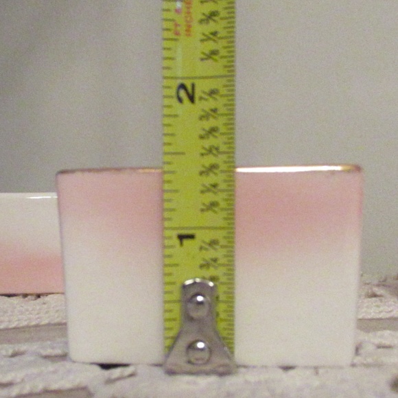 Japanese porcelain Pink & White square sauce cups - Picture 9 of 10